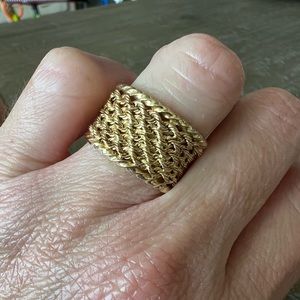Gold ring size 6